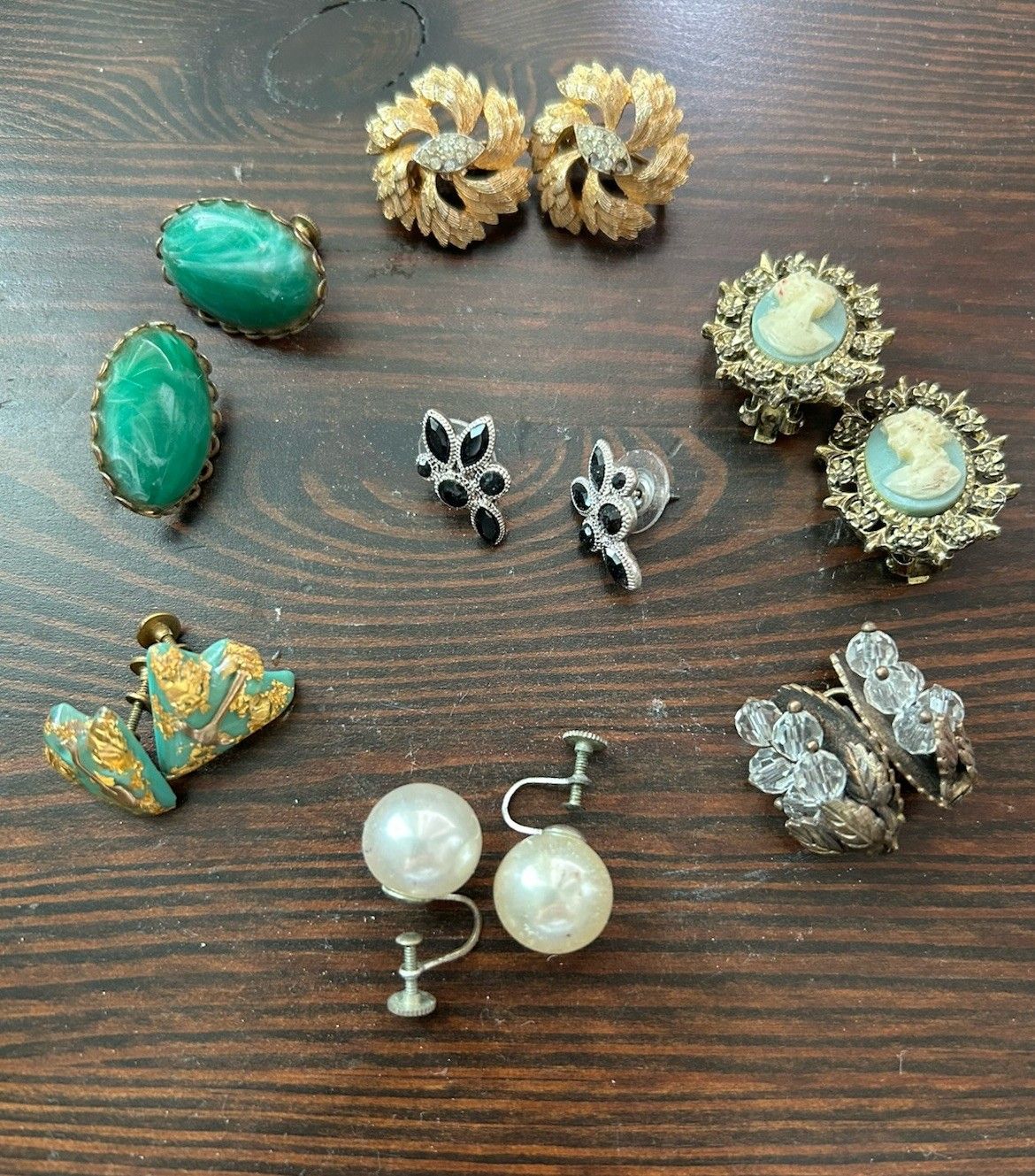 7 Pr Lot Vtg Napier Francos Cameo Peking Glass Gold Silve Earrings Clips Screws